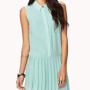 🔺Forever 21 Collar Pleated Drop Waist Dress